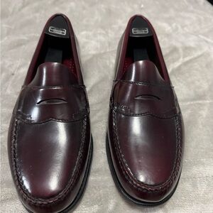 G.H. Bass Weejuns Larson Leather Penny Loafers 
👞 NWOT